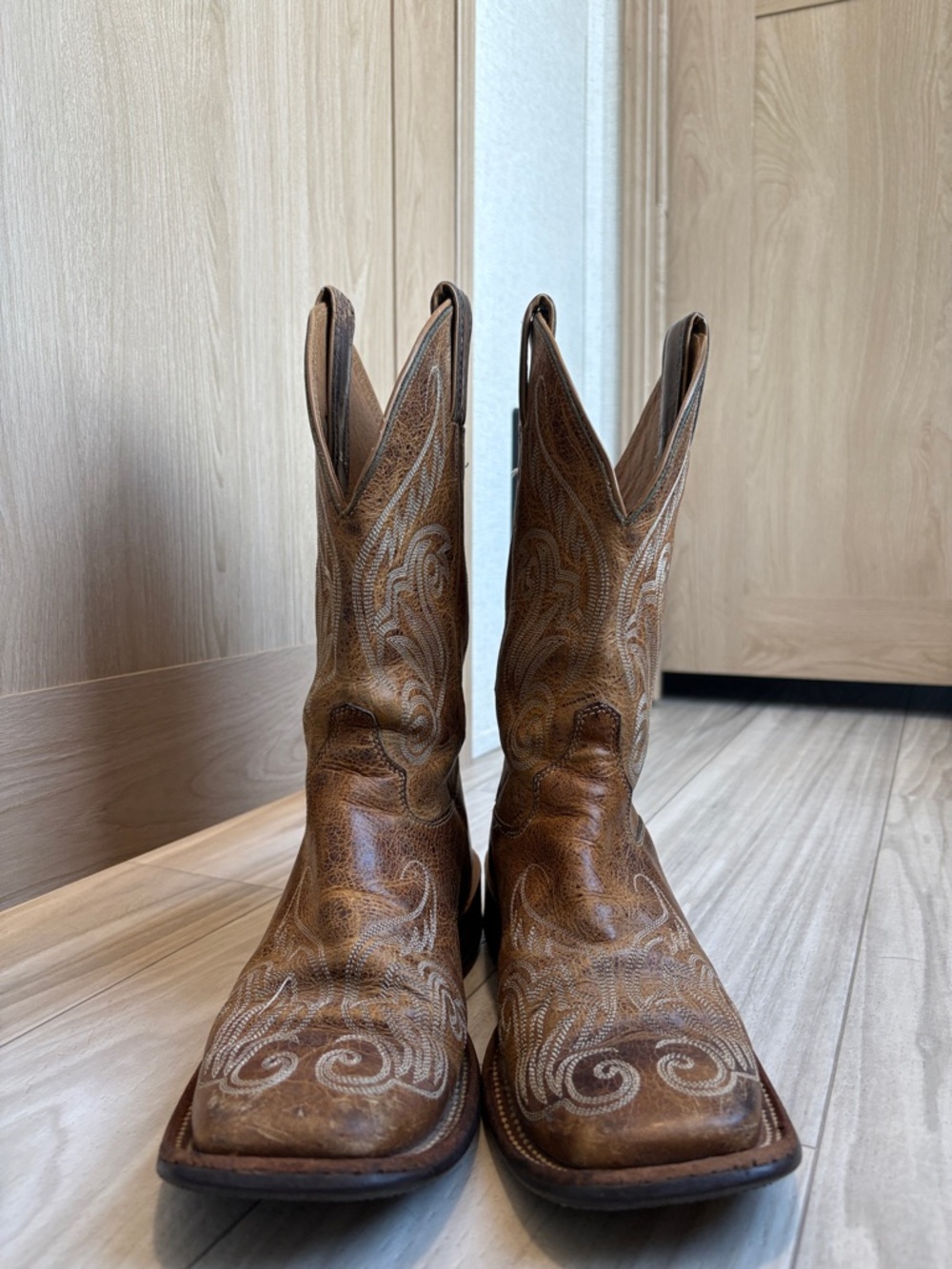 Justin Bent rail Llano Women Cowboy Boots